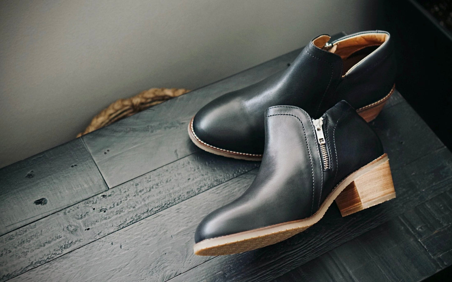 
                  
                    Gravity Safety Shoe - Oxford Steels
                  
                