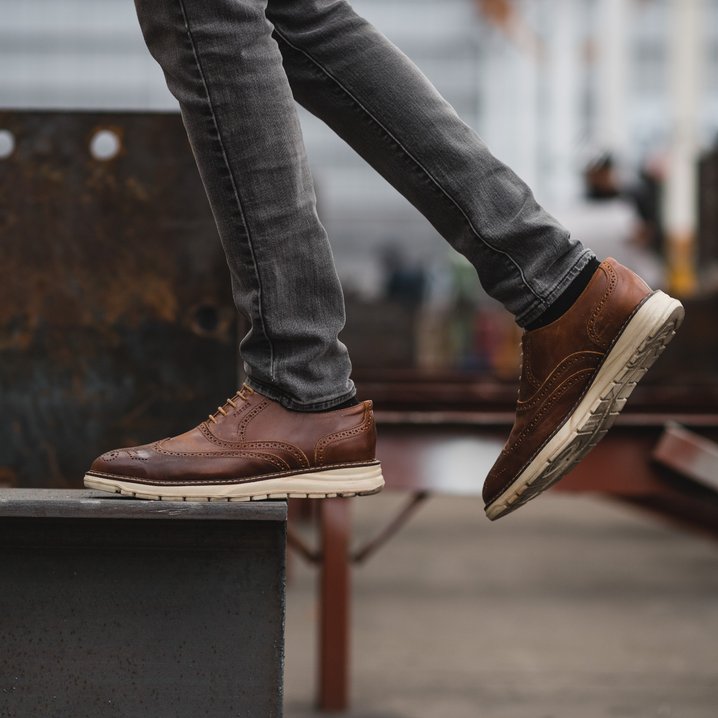
                  
                    STEEL TOE OXFORD SHOE VOLTA AMBER - Oxford Steels
                  
                