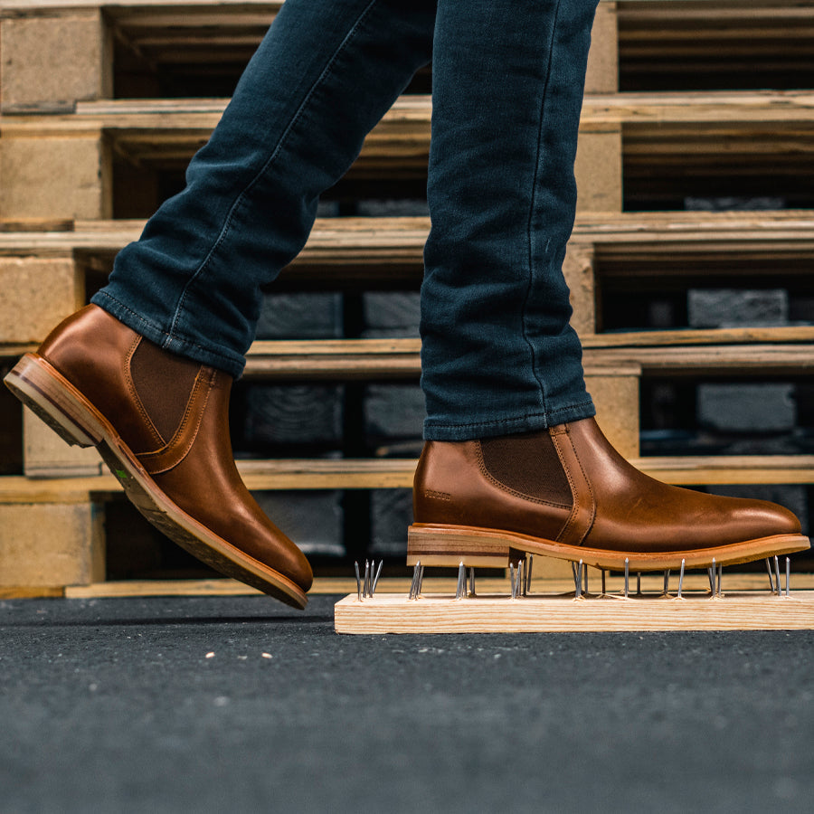 
                  
                    STEEL TOE CHELSEA BOOT WALLACE AMBER
                  
                
